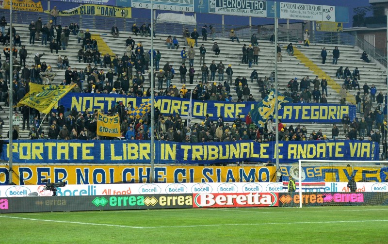 come si fa la bicicletta a calcio